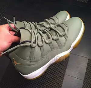 Air Jordan 11 Retro - Space Jam 2016