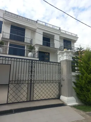 Furnished 8bdrm House in አአ, Bole for sale