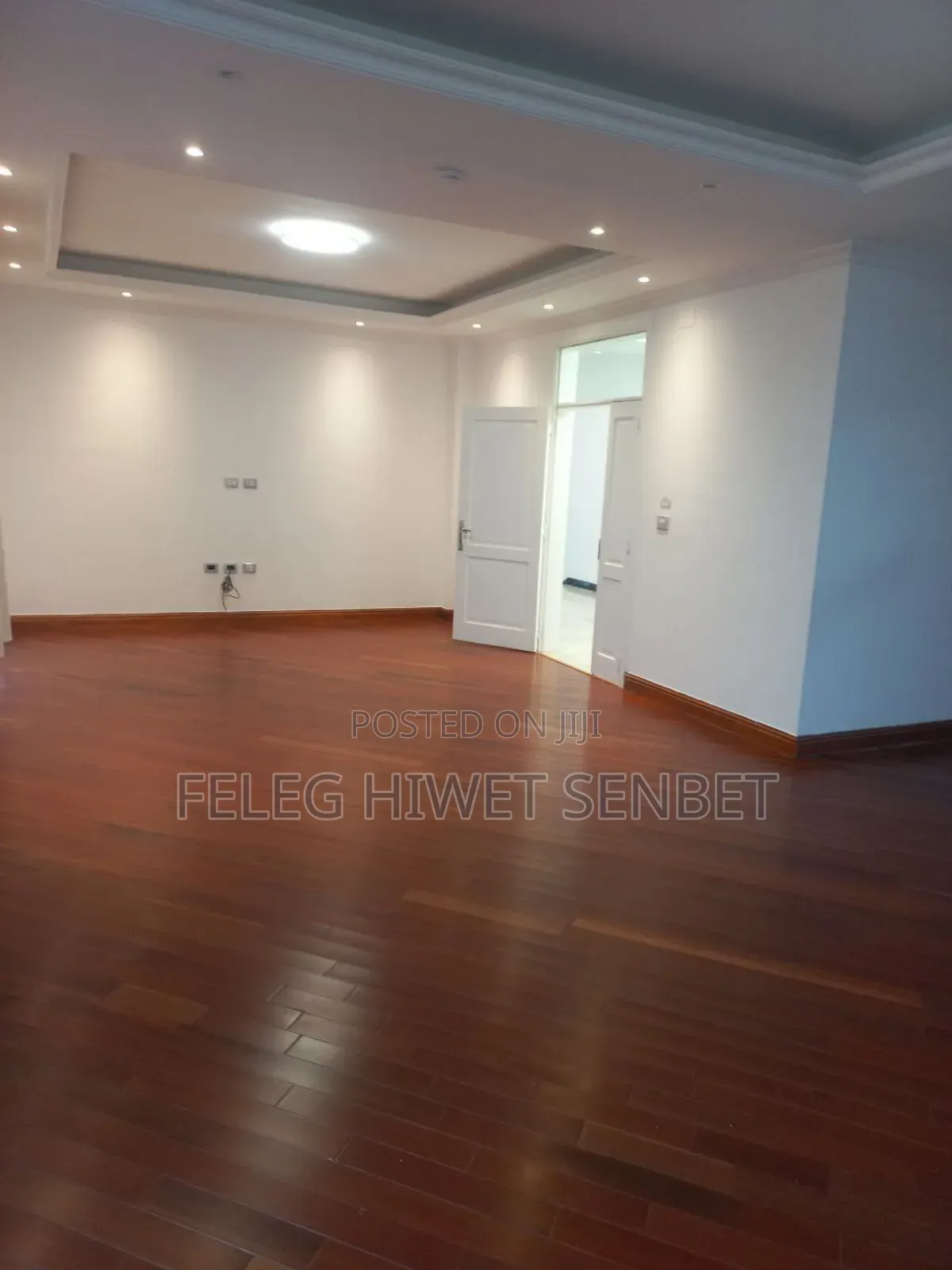 Furnished 8bdrm House in አአ, Bole for sale