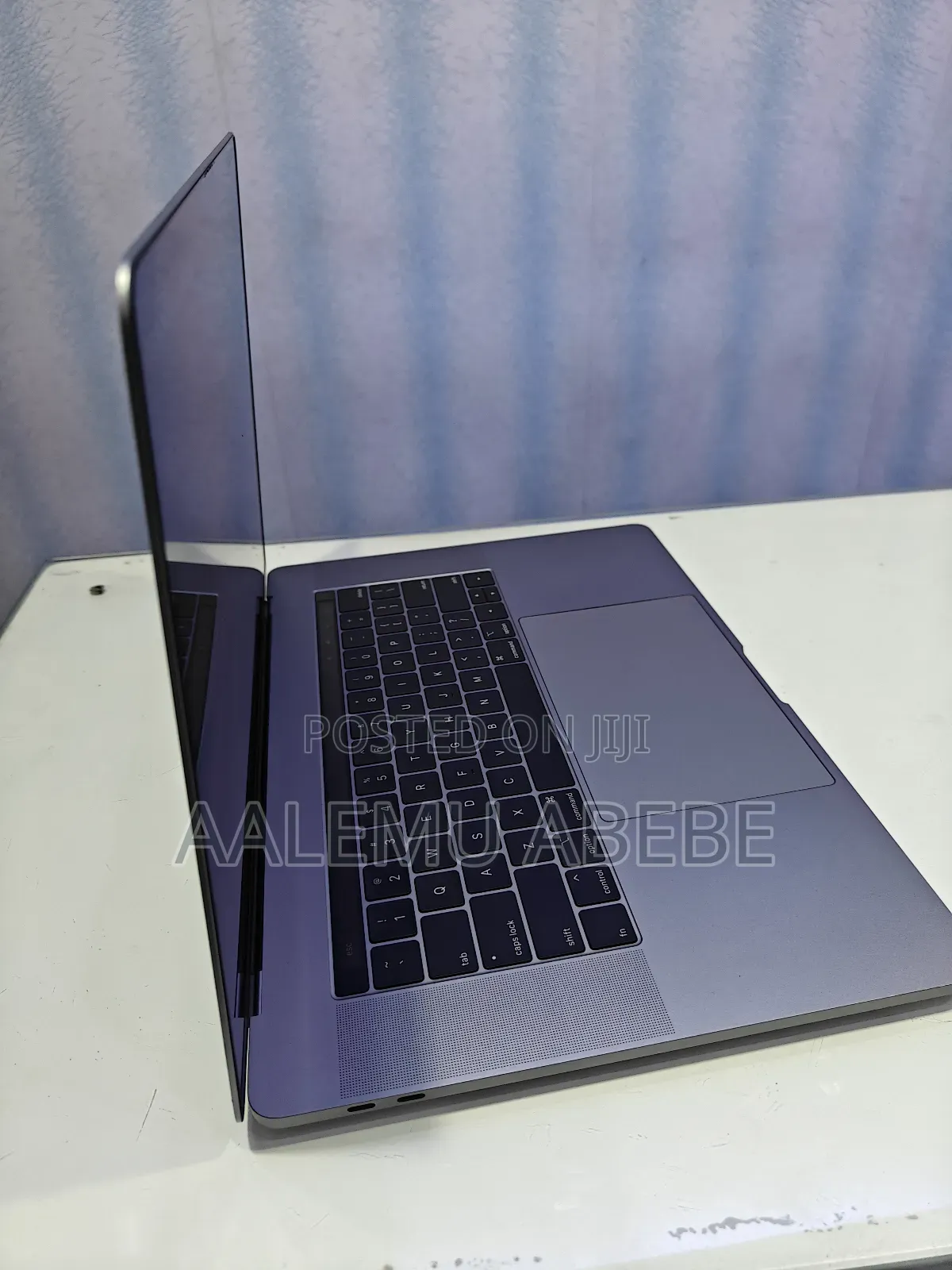 New Laptop Apple MacBook Pro 2019 32GB Intel Core I9 SSD 1T