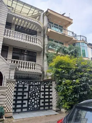 5bdrm House in Bole for rent