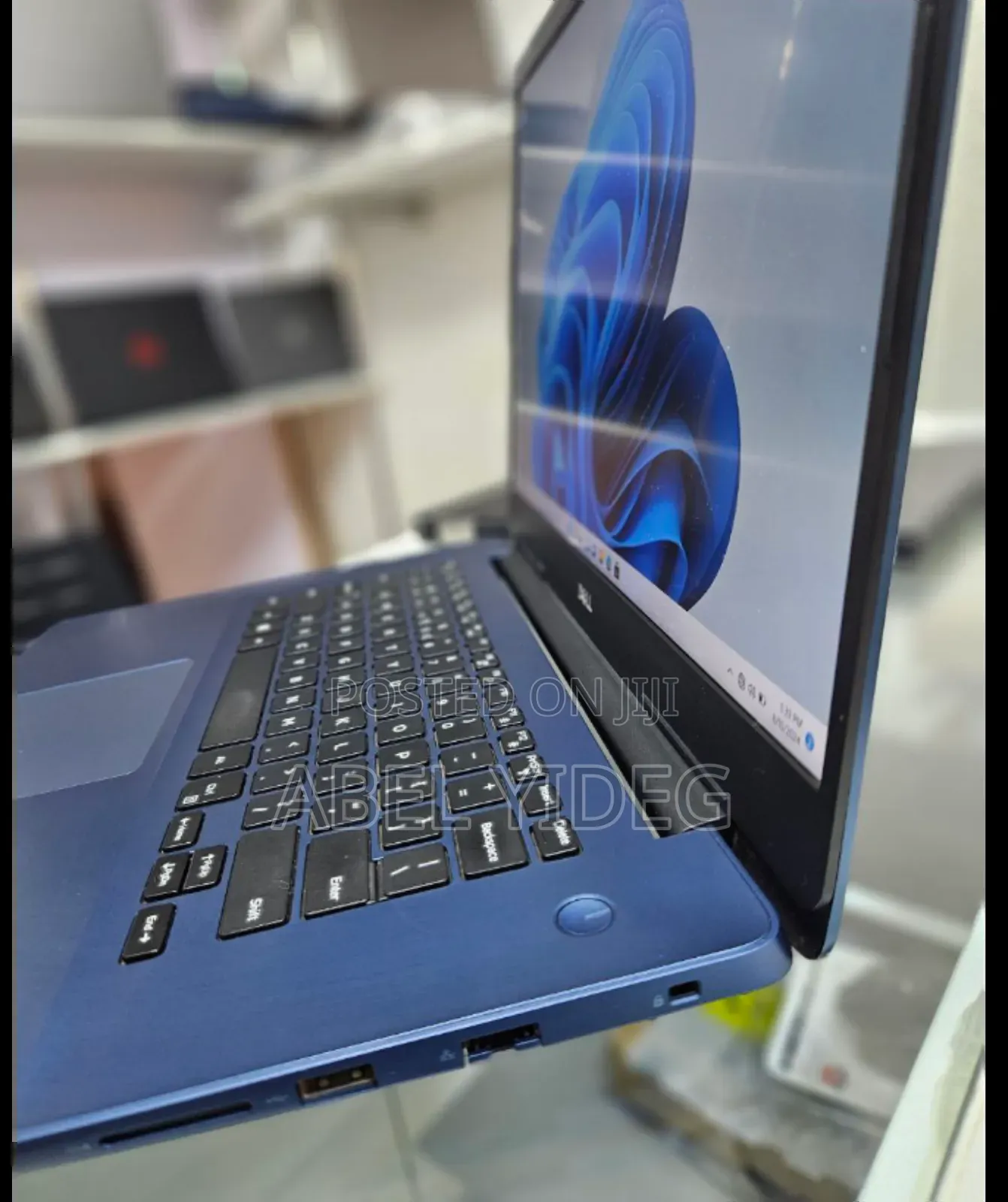 New Laptop Dell 8GB Intel Core I5 SSD 512GB