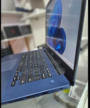 New Laptop Dell 8GB Intel Core I5 SSD 512GB