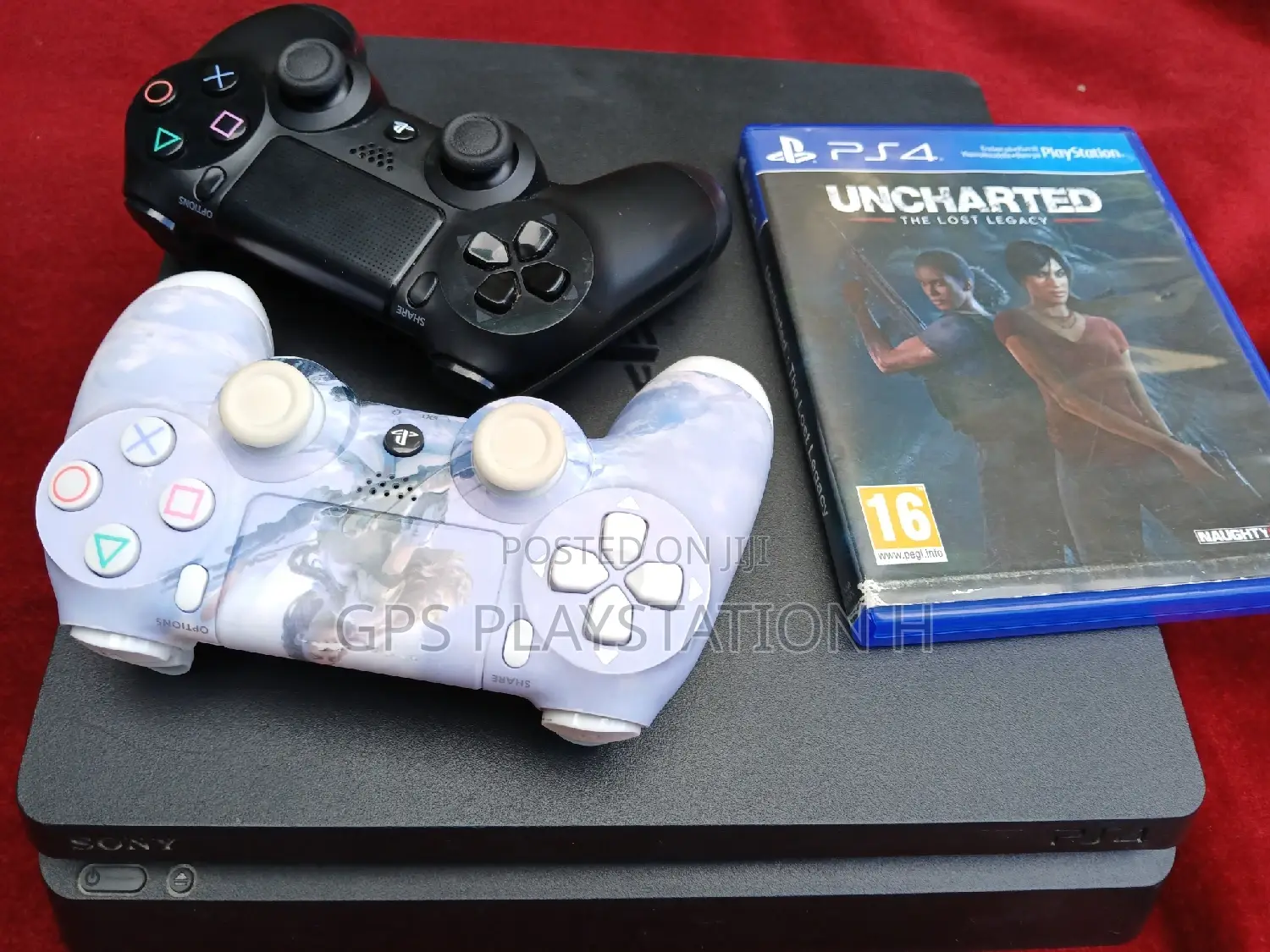 Playstation 4 Slim With Uncharted Cd