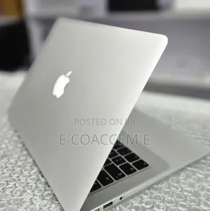 New Laptop Apple MacBook 4GB Intel Core I5 SSD 128GB