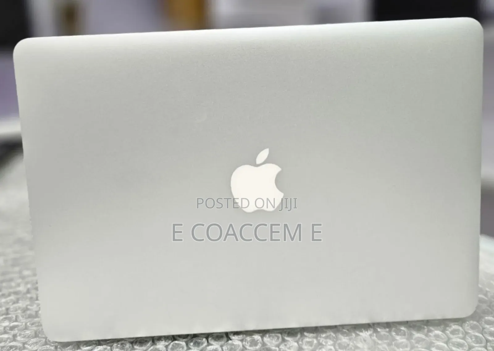 New Laptop Apple MacBook 4GB Intel Core I5 SSD 128GB