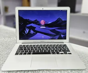 Photo - New Laptop Apple MacBook 8GB Intel Core I7 SSD 256GB