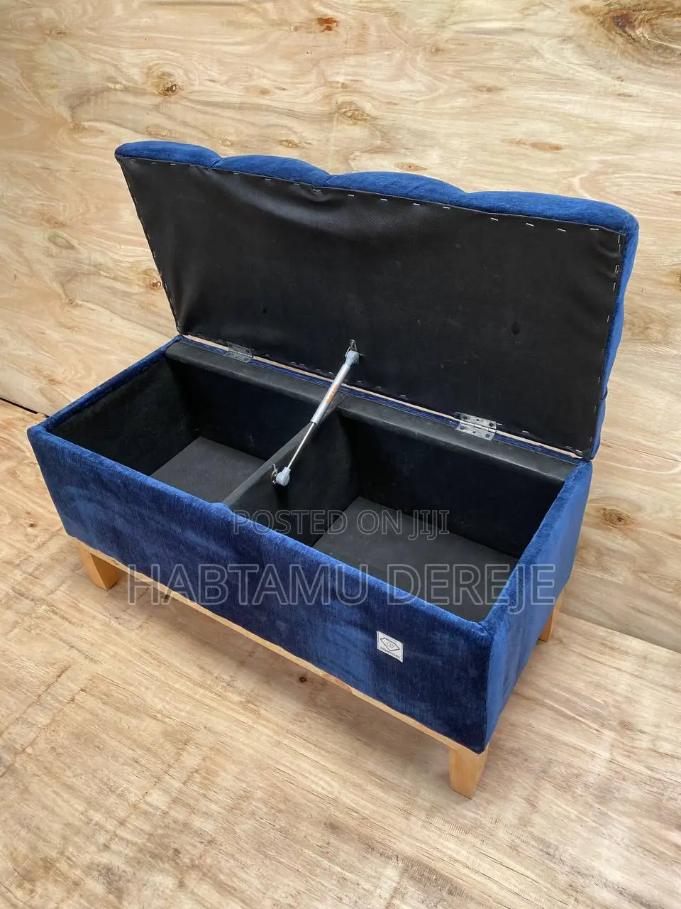 ዱካ / ኩርሲ / Duka / Kursi