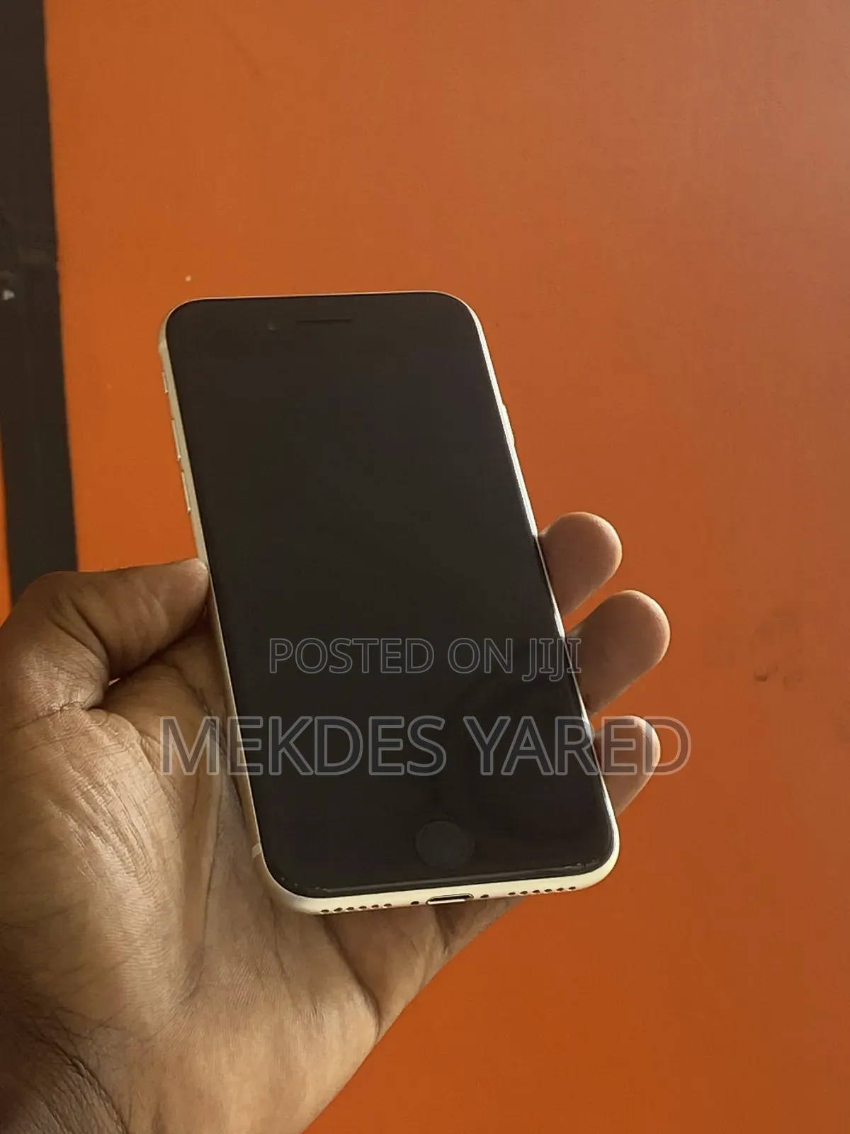 New Apple iPhone SE (2020) 128 GB White