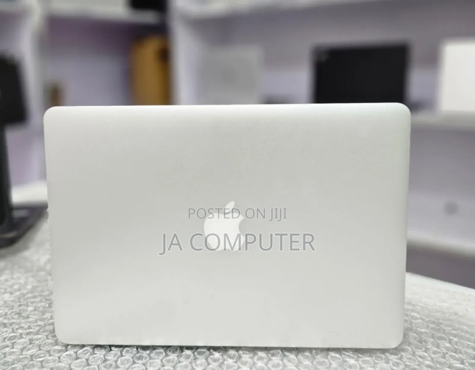 New Laptop Apple MacBook Air 2014 8GB Intel Core I7 SSD 256GB