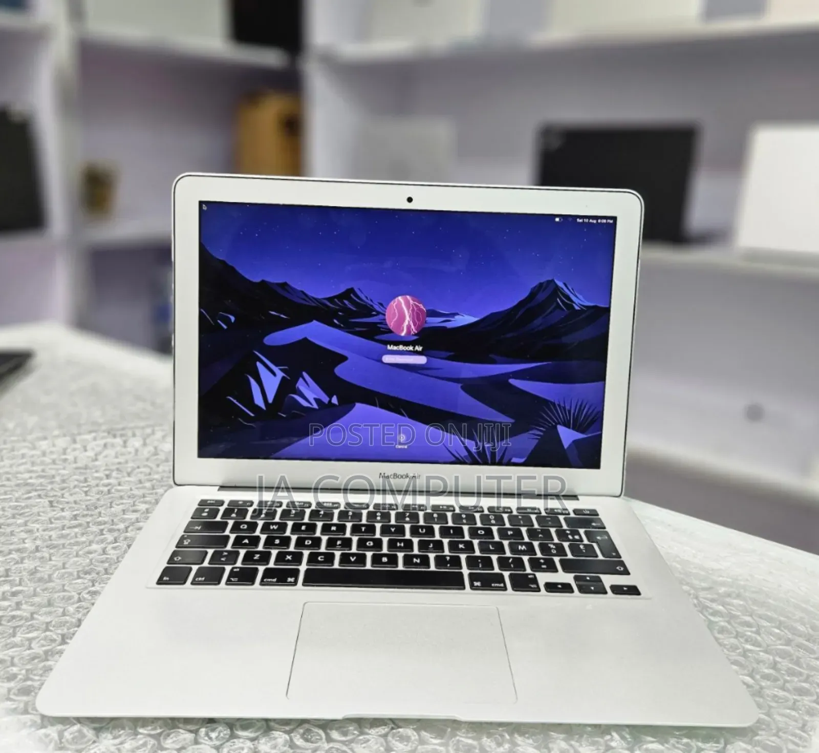 New Laptop Apple MacBook Air 2014 8GB Intel Core I7 SSD 256GB