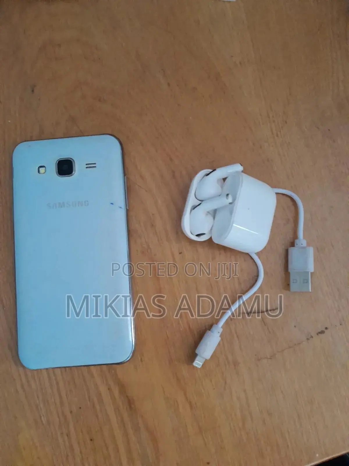 Samsung Galaxy J5 8 GB Black