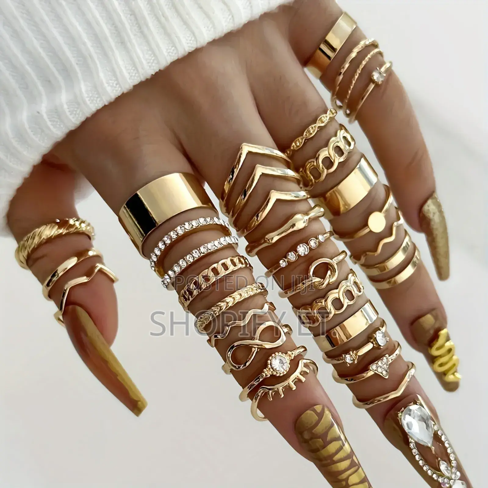 Golden Ring Set (22 Piece)