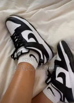 Nike Dunk Low Panda Super Master Quality Shoes