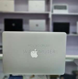 New Laptop Apple MacBook Air 2017 4GB Intel Core I5 SSD 128GB