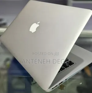 Photo - New Laptop Apple MacBook Air 2017 8GB Intel Core I5 SSD 128GB