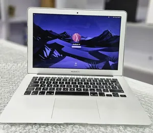 New Laptop Apple MacBook Air 2014 8GB Intel Core I7 SSD 256GB