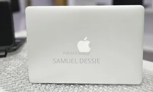 New Laptop Apple MacBook Air 2014 8GB Intel Core I7 SSD 256GB