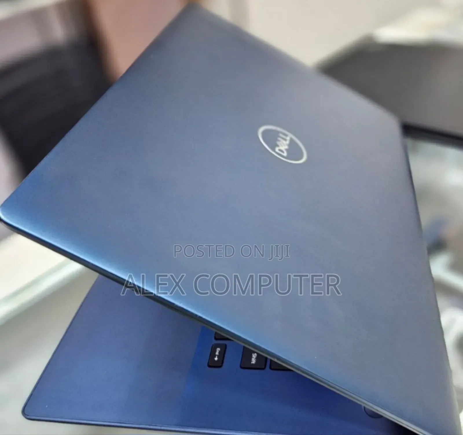 New Laptop Dell Inspiron 15 8GB Intel Core I5 SSD 512GB