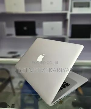 Photo - New Laptop Apple MacBook Air 2017 8GB Intel Core I7 SSD 128GB