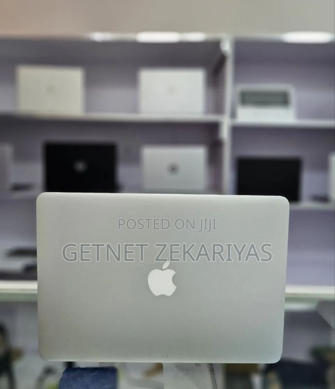 New Laptop Apple MacBook Air 2017 8GB Intel Core I7 SSD 128GB