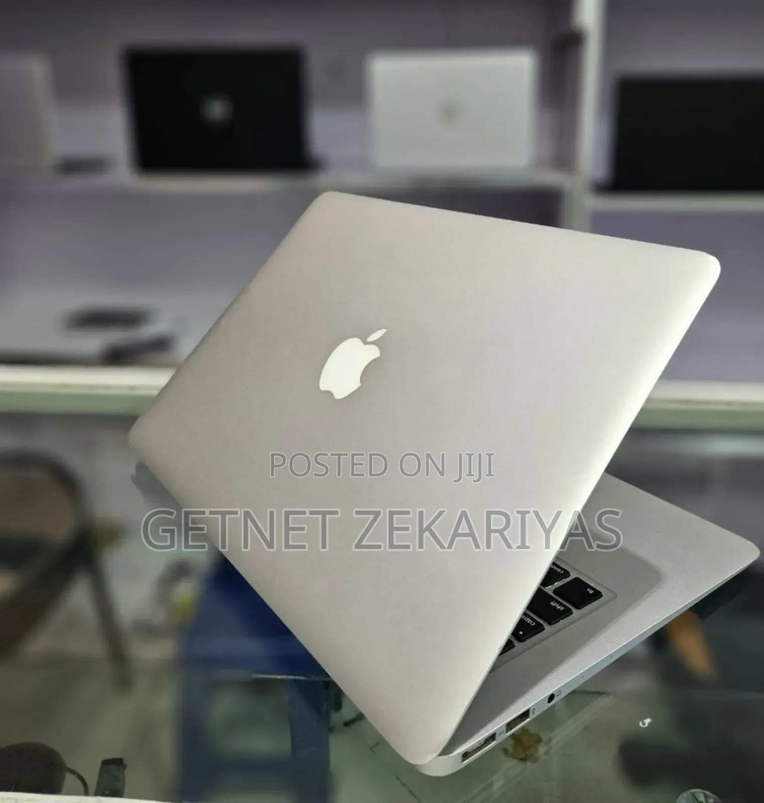 New Laptop Apple MacBook Air 2017 8GB Intel Core I7 SSD 128GB