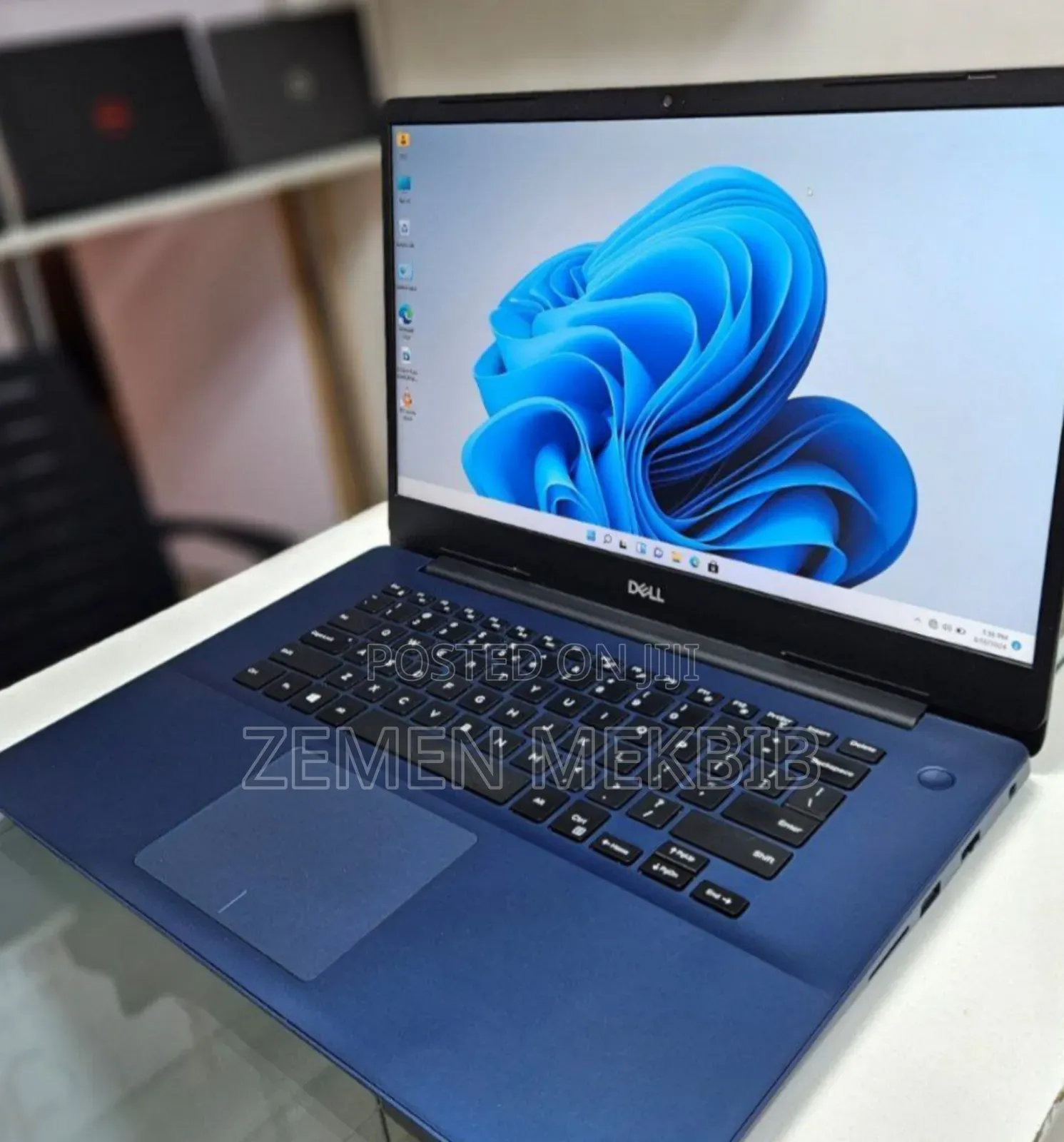 New Laptop Dell Inspiron 15 8GB Intel Core I5 SSD 512GB