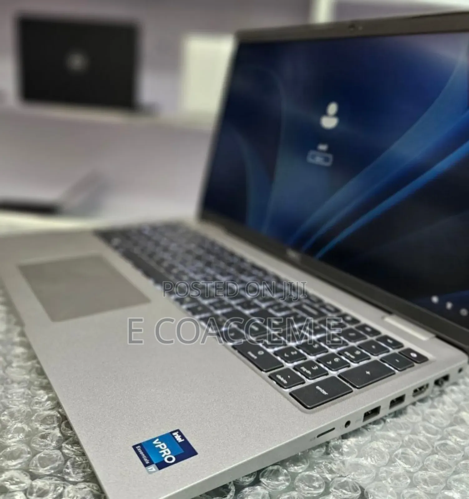 New Laptop Dell 16GB Intel Core I7 SSD 512GB