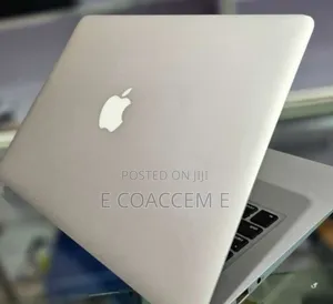 New Laptop Apple MacBook 8GB Intel Core I5 SSD 128GB