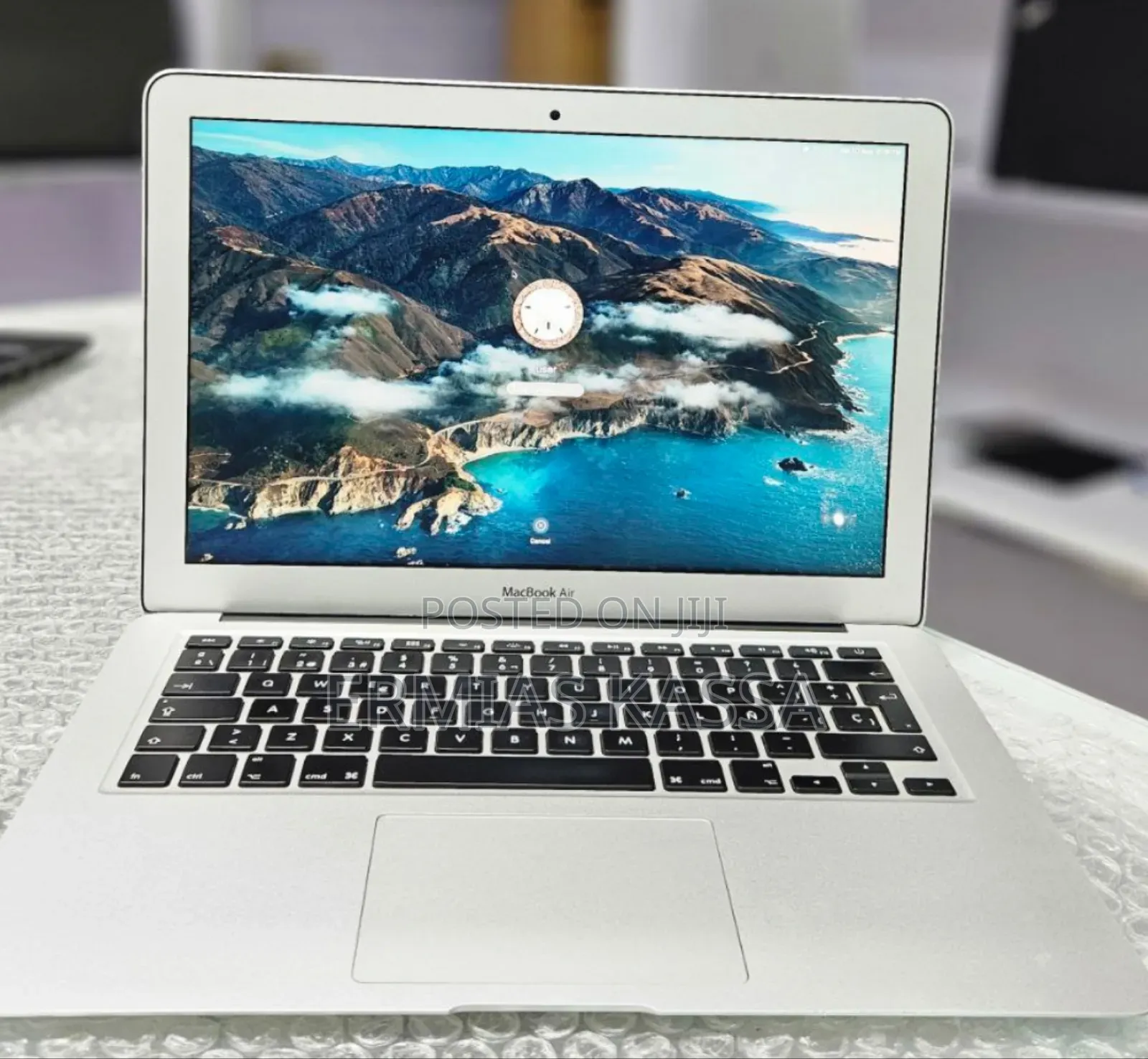 New Laptop Apple MacBook Air 2014 4GB Intel Core I5 SSD 128GB