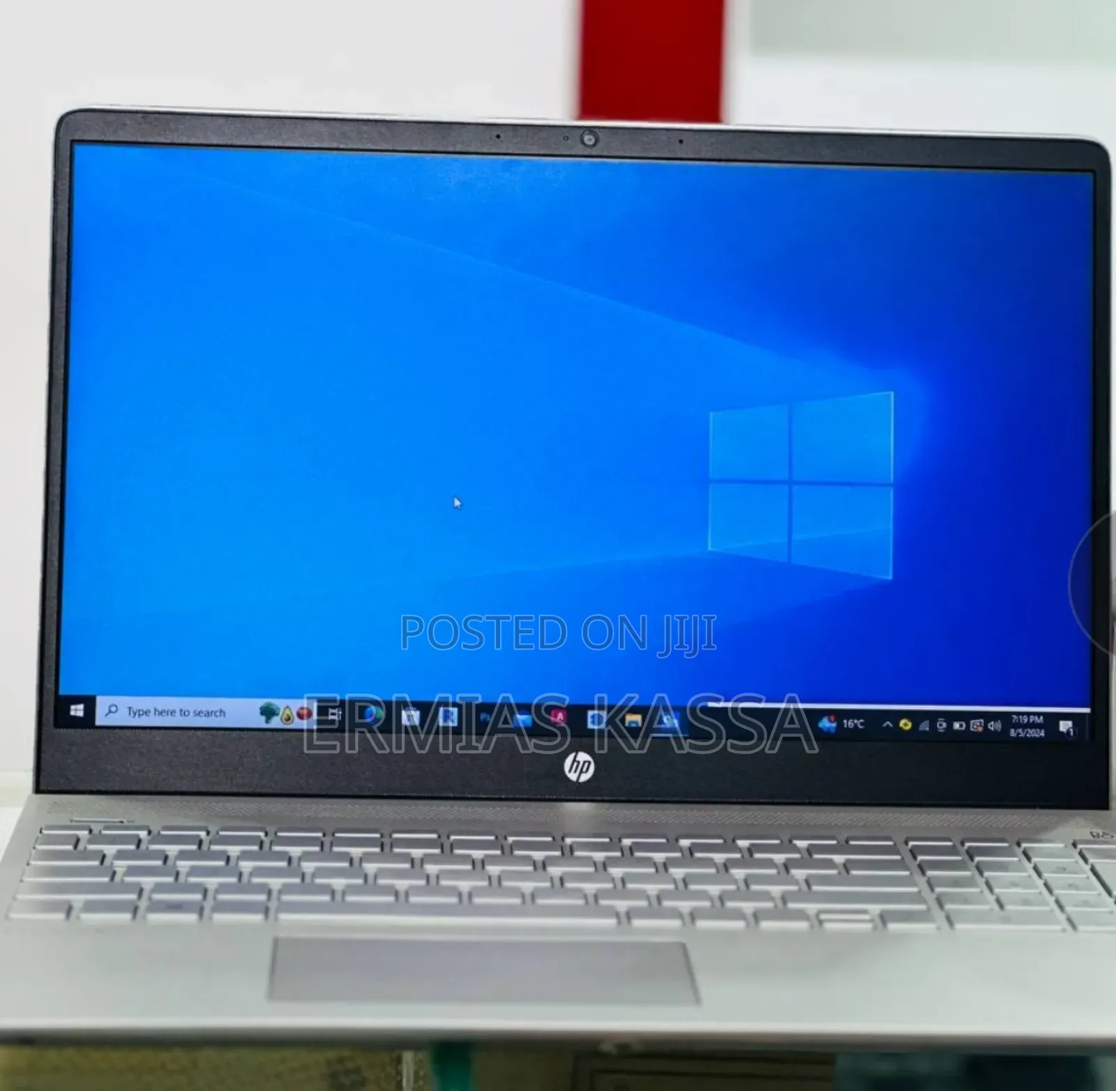 New Laptop HP Pavilion 15 8GB Intel Core I5 HDD 1T