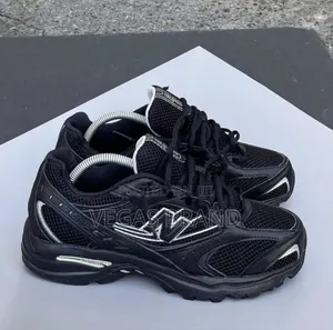 Photo - New Balance 530 Sneakers Triple Black Master Quality Shoes