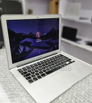 New Laptop Apple MacBook Air 2014 8GB Intel Core I7 SSD 256GB