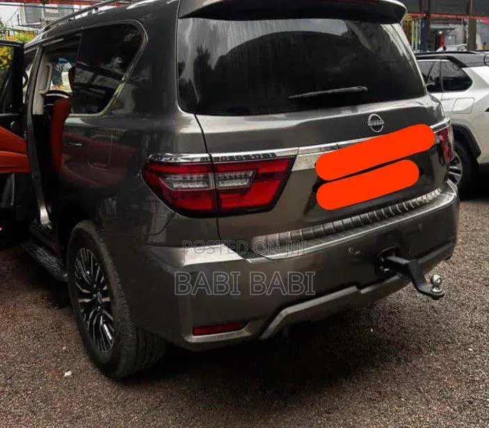 Nissan Patrol 2017 Gold