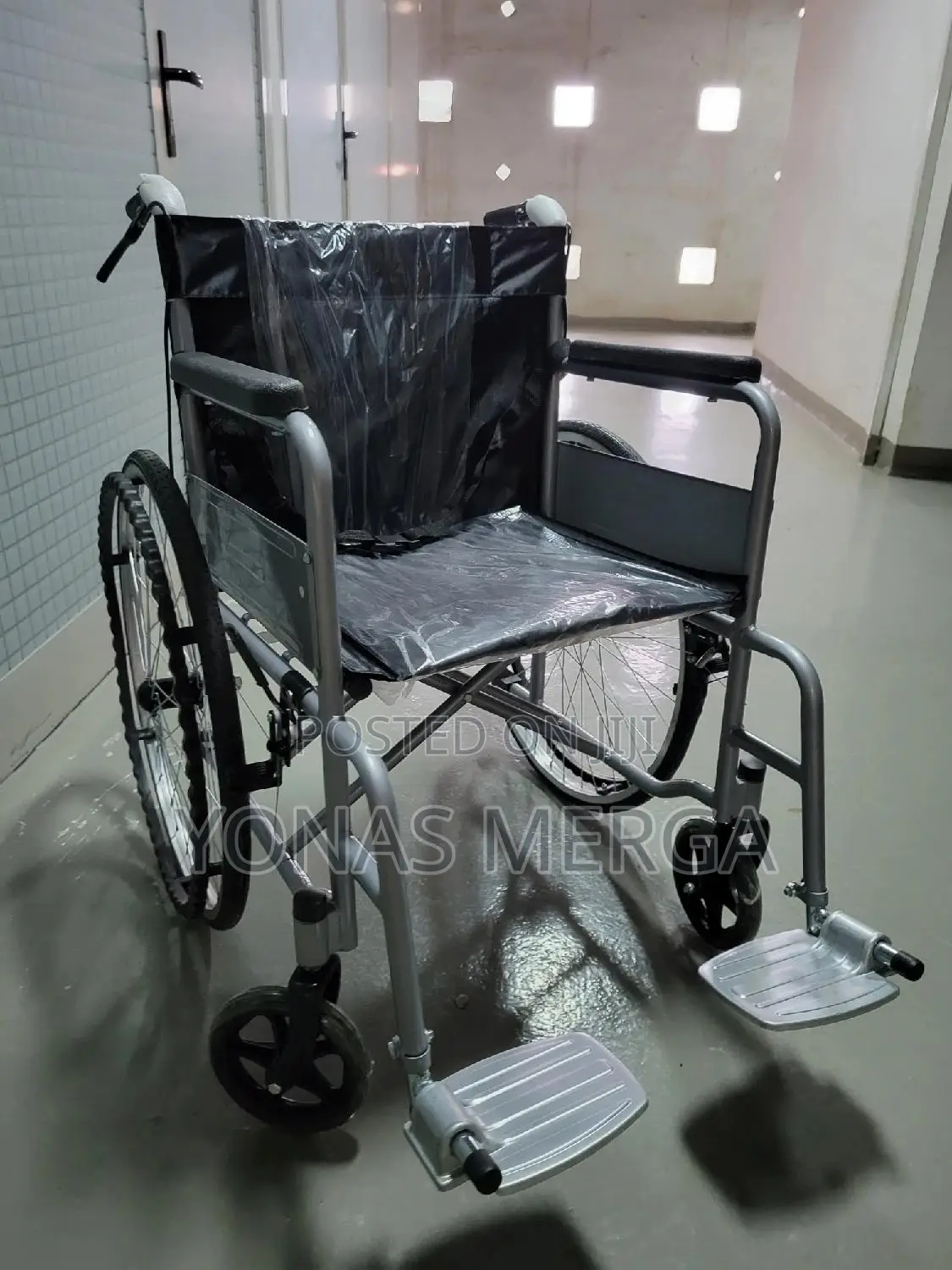 Wheelchair/Armrest Push Type Trolleys/Folding Wheelchair