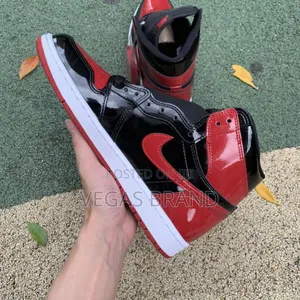 Photo - Air Jordan 1 Retro Patent Bred Master Quality Shoes