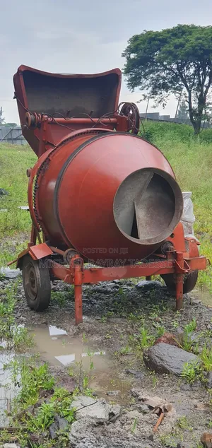 700 LTS Concrete Mixer