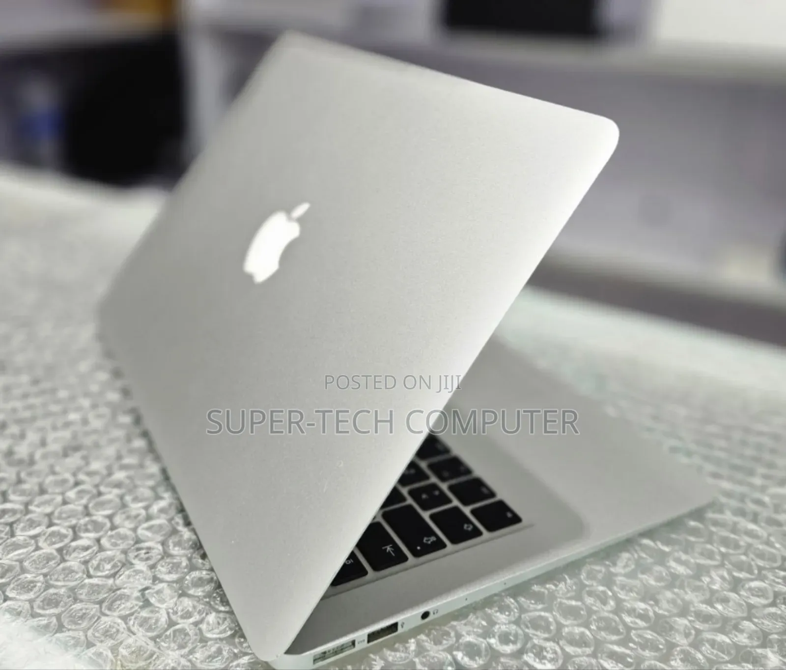 New Laptop Apple MacBook Air 2013 4GB Intel Core I5 SSD 128GB
