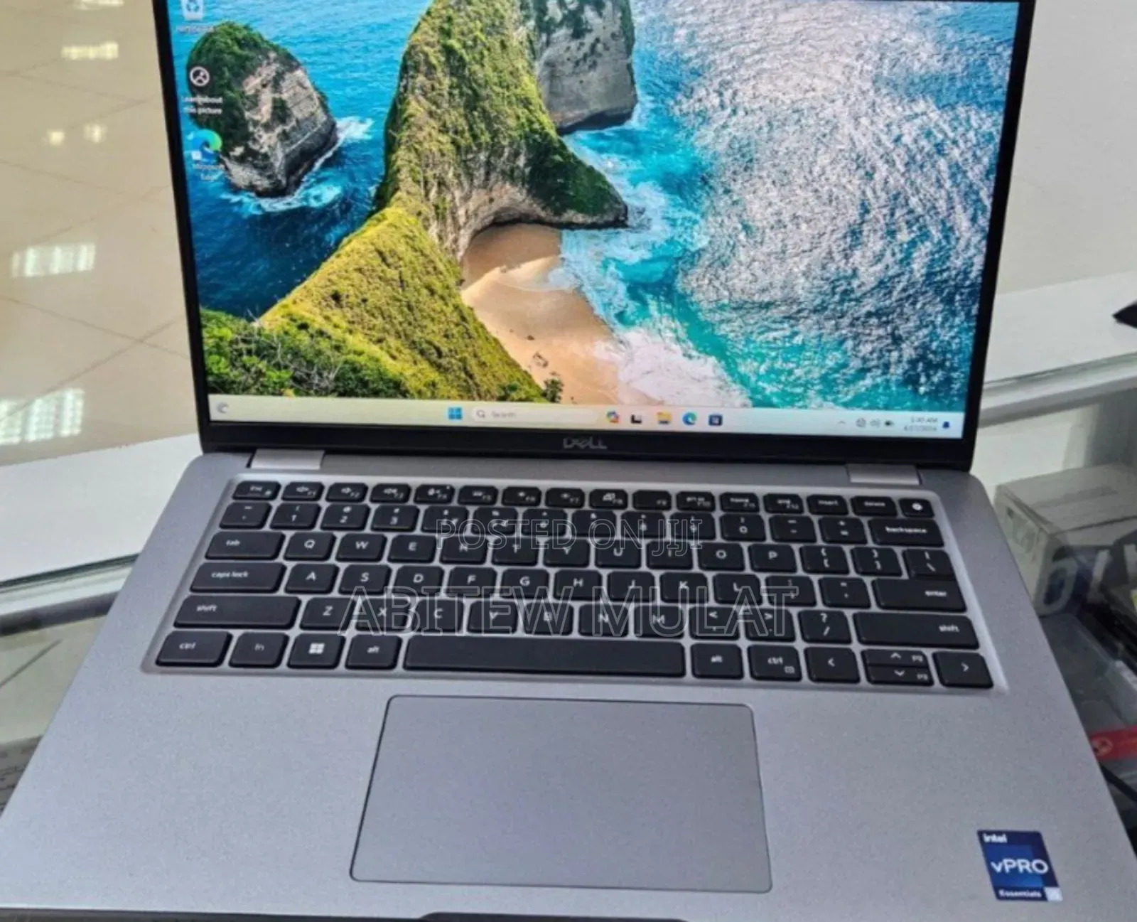 New Laptop Dell Latitude 5440 8GB Intel Core I5 SSD 256GB