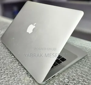 Photo - New Laptop Apple MacBook 2017 8GB Intel Core I7 SSD 128GB