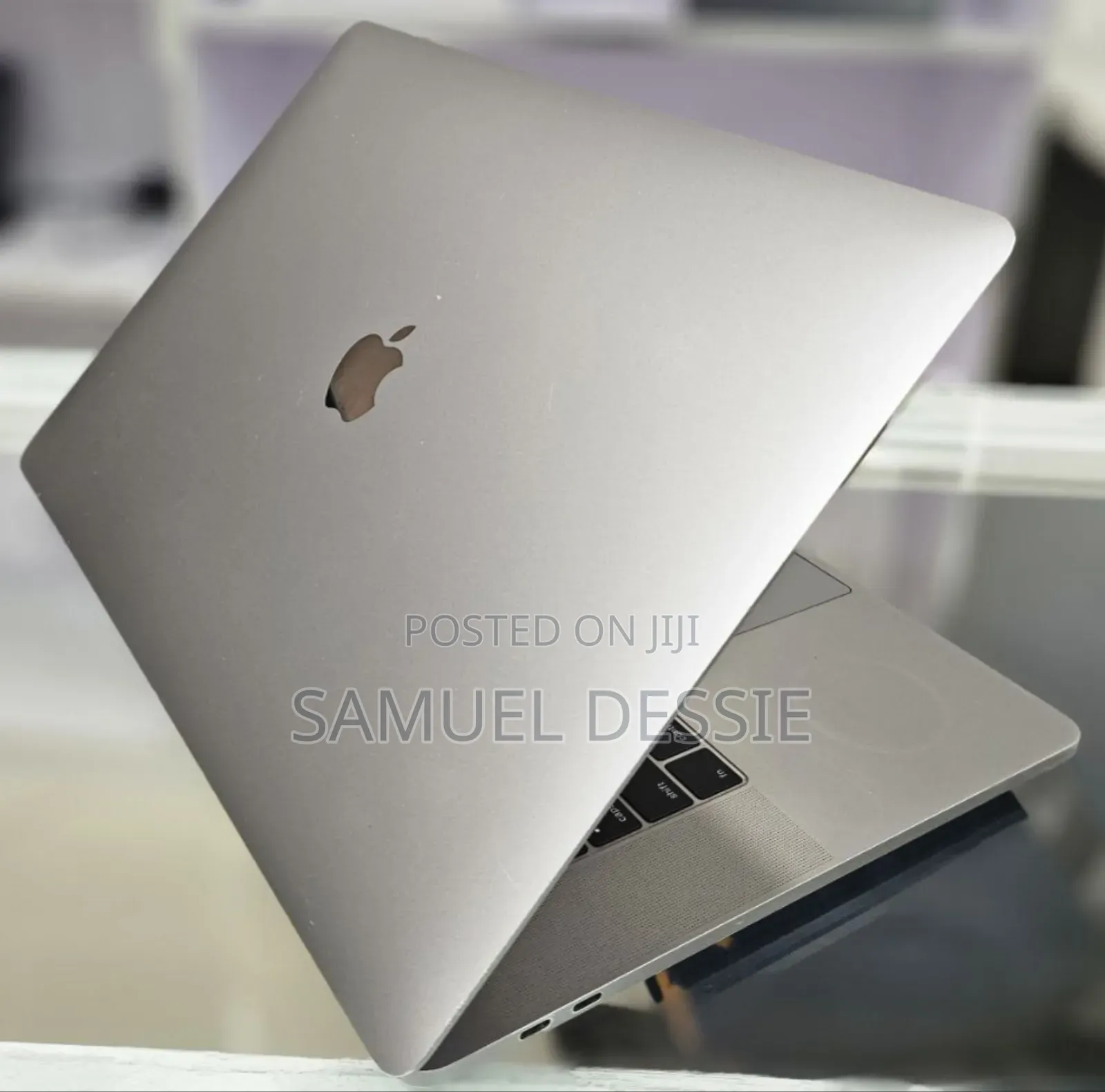 New Laptop Apple MacBook Pro 2016 16GB Intel Core I7 SSD 256GB