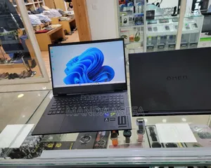 New Laptop HP Omen 16 16GB Intel Core I9 SSD 1T