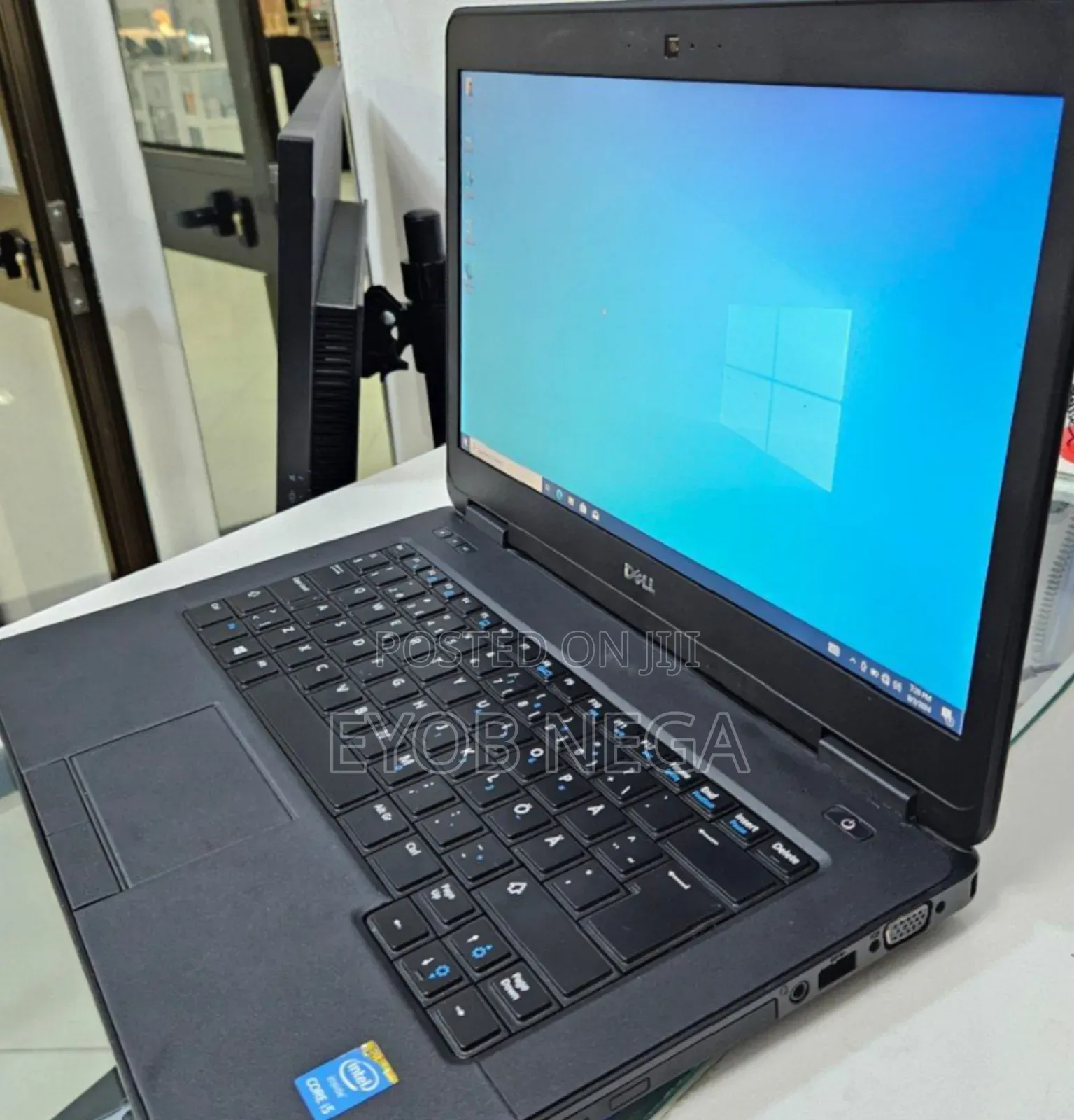 New Laptop Dell Latitude 5310 8GB Intel Core I5 HDD 500GB