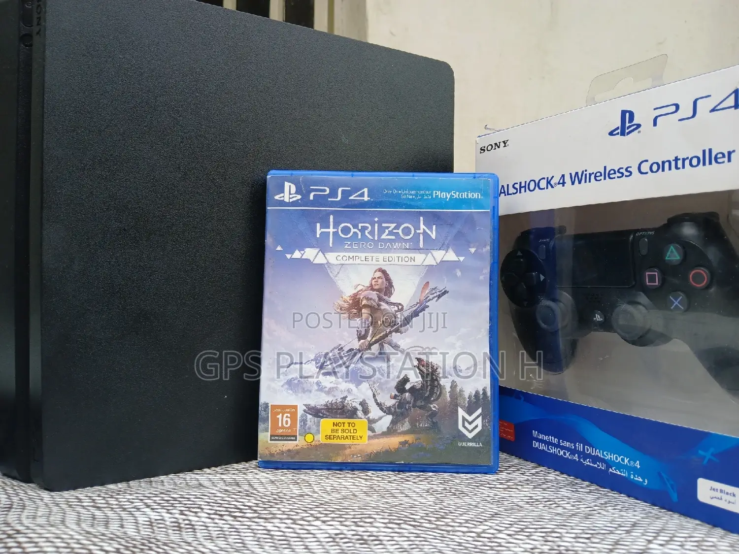 Playstation 4 Slim With Horizon Cd