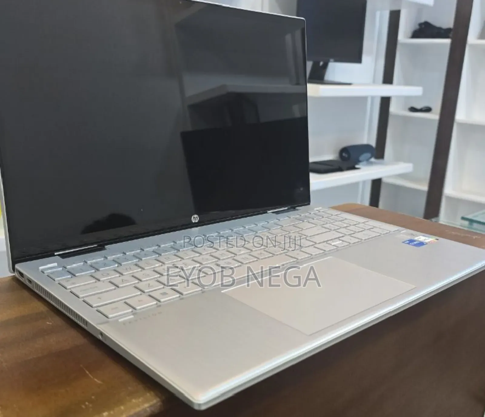 New Laptop HP Pavilion X360 8GB Intel Core I5 SSD 512GB