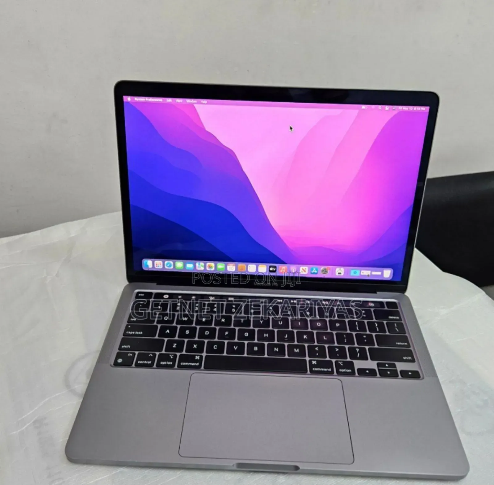 New Laptop Apple MacBook Pro M1 8GB Apple M1 SSD 512GB