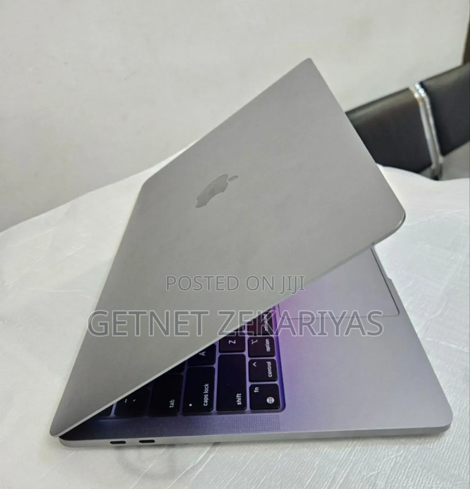 New Laptop Apple MacBook Pro M1 8GB Apple M1 SSD 512GB