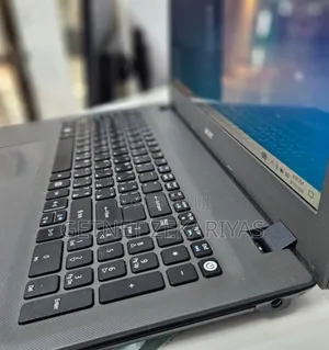 New Laptop Acer Aspire E5-511g 4GB Intel Core I3 SSD 320GB