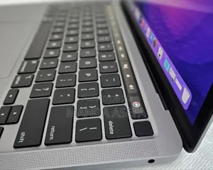 New Laptop Apple MacBook Pro M1 8GB Apple M1 SSD 512GB