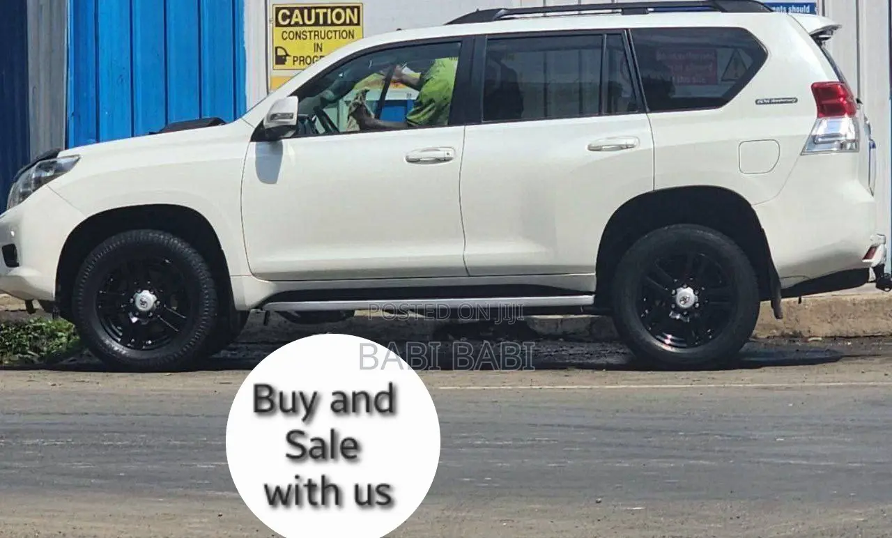 Toyota Land Cruiser Prado 2013 White